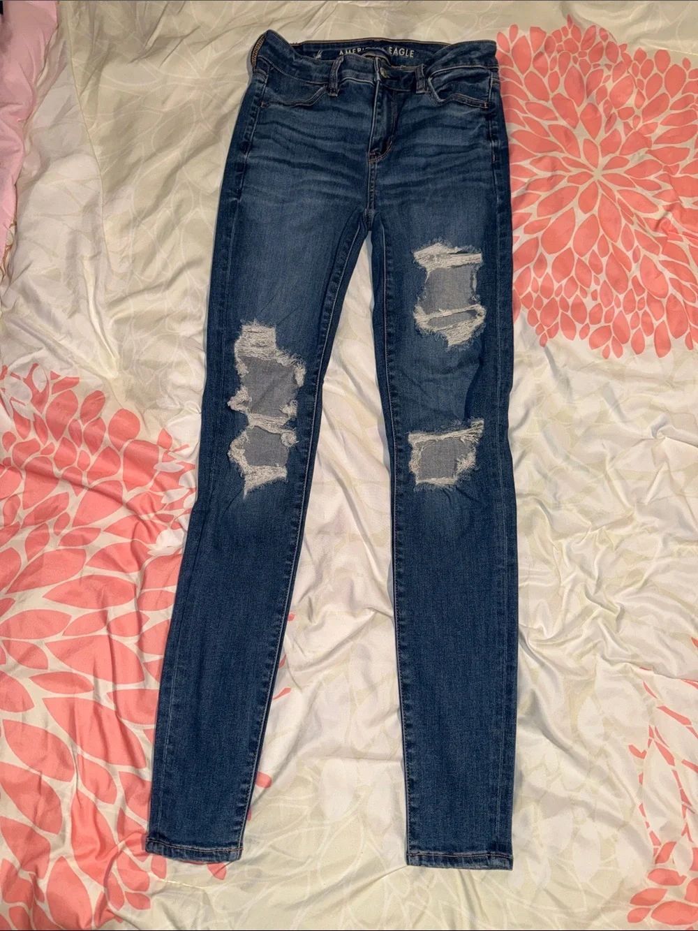 American Eagle Outfitters Navy Blue Ripped Skinny Jeans - Women's